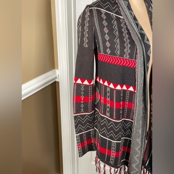 Designer's Closet by Billabong Aztec Tribal Cardigan Sweater Fringe Boho Small - Picture 9 of 12